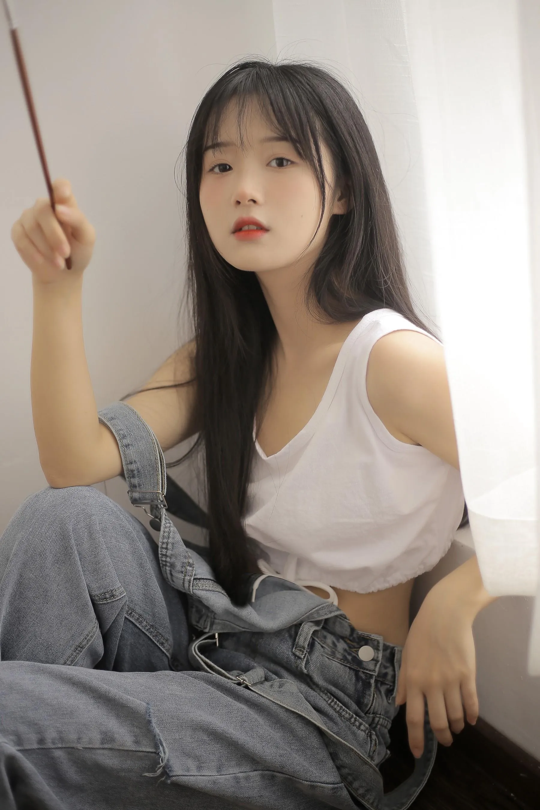 [YITUYU艺图语]2022.09.20 涂鸦少女 至春禾 [26P]插图2